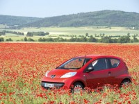 Peugeot 107 2005 photo
